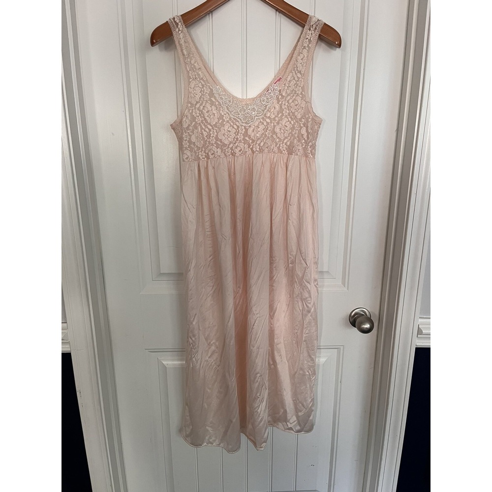Vintage Unforgettable Nightgown Pink cottage Small Beaded Lace Stretch Nylon 194